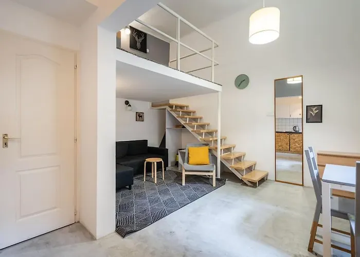 Stylish Studio In The City Center