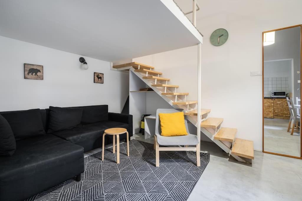 Stylish In The Center Apartment